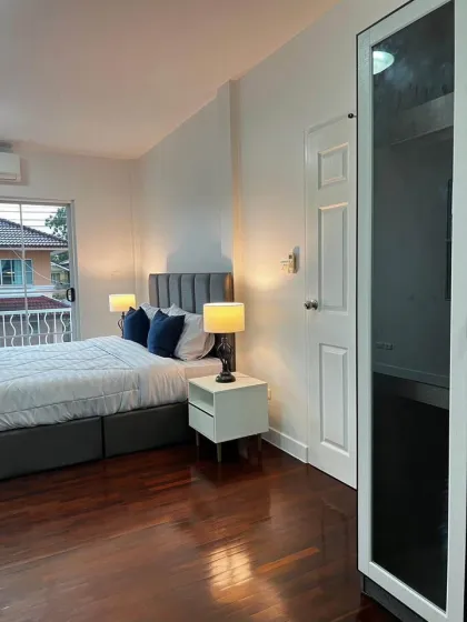 Villa 3 Chambres avec Piscine Privée à Louer Longue Durée