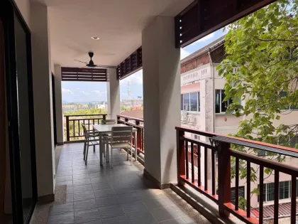 Apartamento 2 dormitorios 1.5 baños en Surin Sabai Condominium