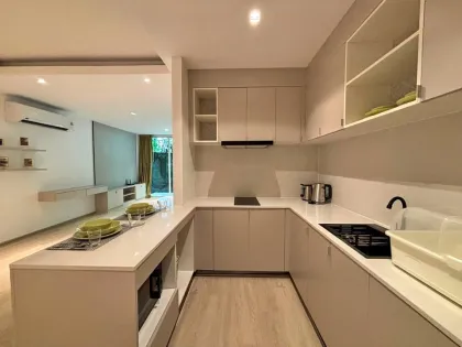 Studio-Apartment mit Pool & Fitnessraum in Kamala