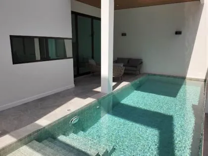 Brand New Luxury Pool Villa with 3 Beds and 4 Baths in Rawai