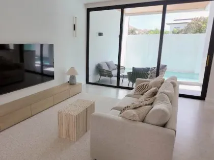 Brand New Luxury Pool Villa with 3 Beds and 4 Baths in Rawai