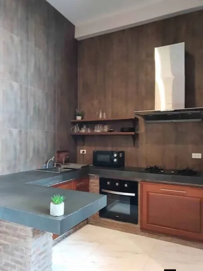 Poolvilla mit 3 Schlafzimmern und Loft zur Miete in Chalong