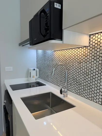 Apartamento Serenity de 1 dormitorio en Nai Yang, 6º piso