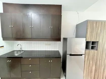 1-Zimmer-Wohnung zur Miete in Kamala Falls