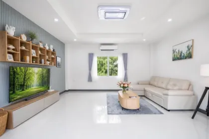 Вилла с частным бассейном и допуском для домашних животных рядом с Robinson Lifestyle Thalang