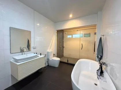 Private Pool Villa with 2 Bedrooms and 2 Baths in Cherngtalay