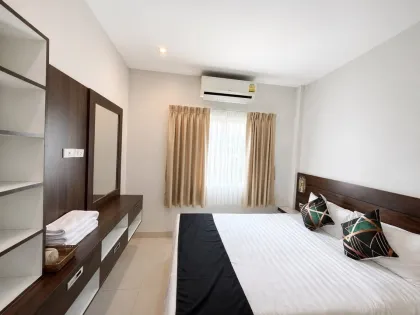 Maison 3 chambres avec piscine partagée à louer à Kata, Phuket
