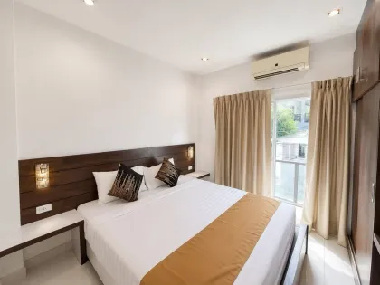 Maison 3 chambres avec piscine partagée à louer à Kata, Phuket