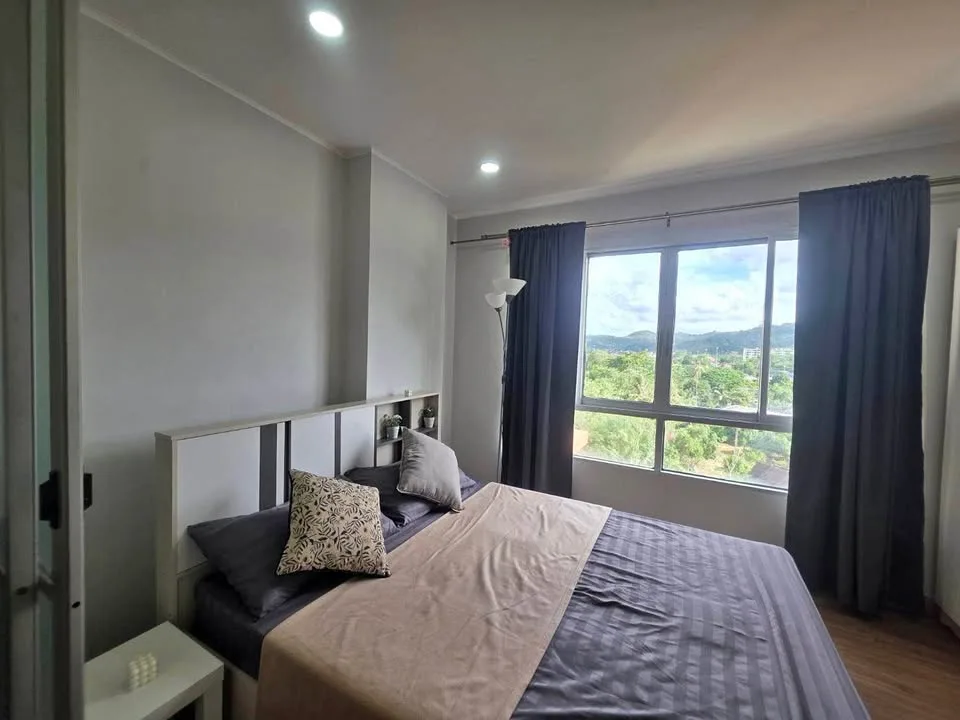 อพาร์ตเมนต์ 1 ห้องนอน พร้อมวิวภูเขาที่ Dcondo Kathu Patong