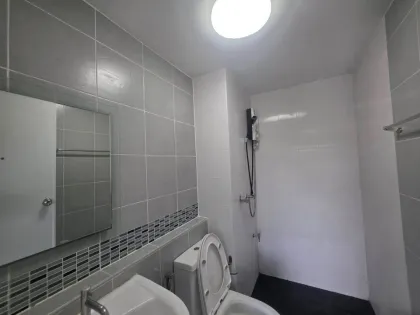 อพาร์ตเมนต์ 1 ห้องนอน พร้อมวิวภูเขาที่ Dcondo Kathu Patong