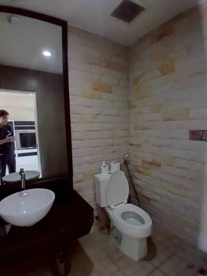 Amplio apartamento de 2 dormitorios con balcón grande en The Rich Condo Kathu