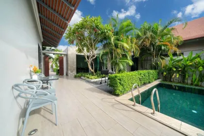 Villa Privada con Piscina, 3 Dormitorios y 3 Baños en Alquiler