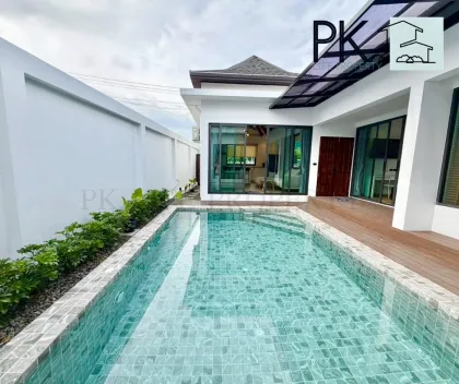 Luxury 3-Bedroom Pool Villa Near Blue Tree Phuket