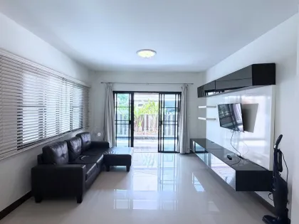 Maison 3 Chambres, 3 Salles de Bain à Louer à Phanason Private Home, Kathu
