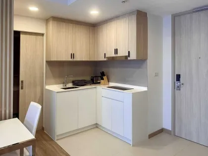 Apartamento de 2 hab. y 2 baños en alquiler en Laguna Skypark, Cherng Talay