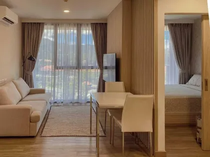Apartamento de 2 hab. y 2 baños en alquiler en Laguna Skypark, Cherng Talay