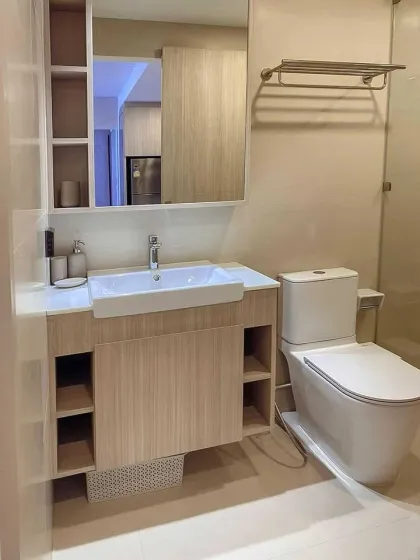 Apartamento de 2 hab. y 2 baños en alquiler en Laguna Skypark, Cherng Talay