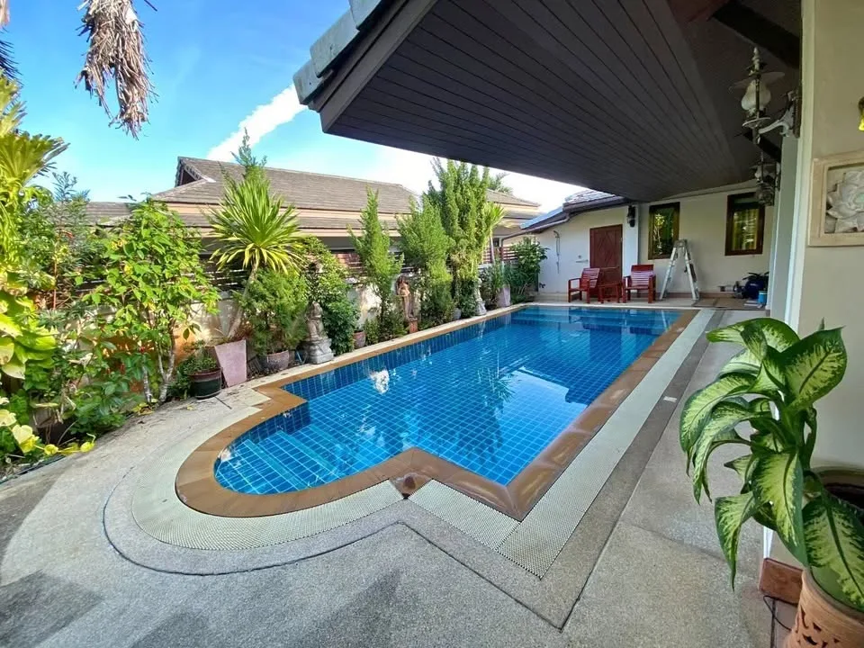 Pool Villa for Rent in Kathu with 2 Bedrooms