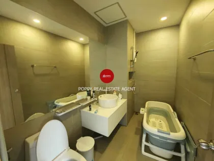 Apartamento de 4 dormitorios y 5 baños en alquiler en Kathu