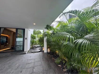 Modern Family Villa with 2 Beds and 2 Baths in Chalong