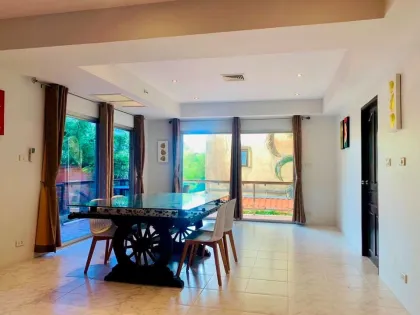 Apartamento de 2 dormitorios en alquiler en Rawai, Phuket