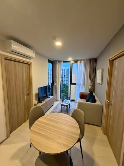 2-Zimmer-Wohnung zur Miete im The Base Rise Condominium, Zentrum Phuket