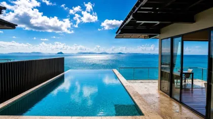 Villa de luxe en bord de mer avec accès privé à la plage