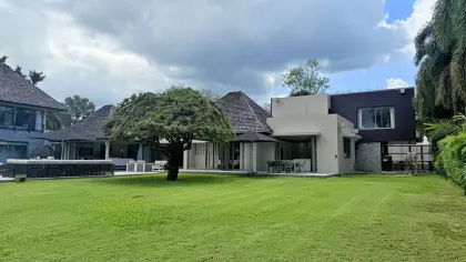 Villa ultra-luxueuse 5 chambres 5 salles de bain à Layan Hills Estate