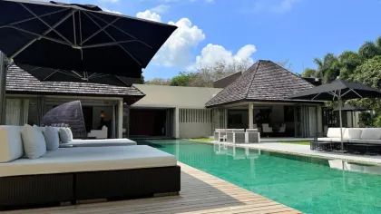 Villa ultra-luxueuse 5 chambres 5 salles de bain à Layan Hills Estate