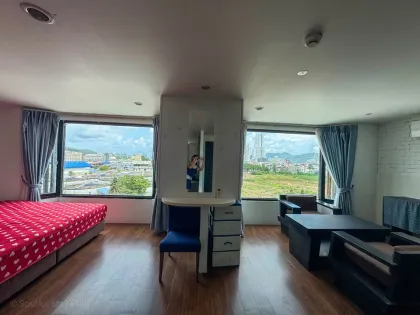 Appartement spacieux 1 chambre avec vue mer et montagne à Patong