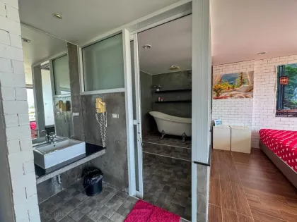 Appartement spacieux 1 chambre avec vue mer et montagne à Patong
