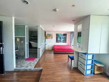 Appartement spacieux 1 chambre avec vue mer et montagne à Patong