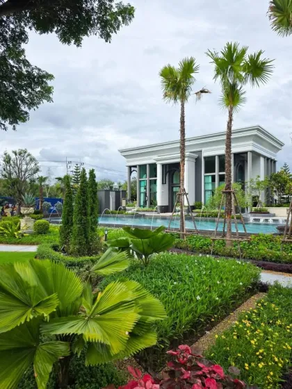 Villa Esquinera Nueva en Setthasiri Koh Kaew en Alquiler