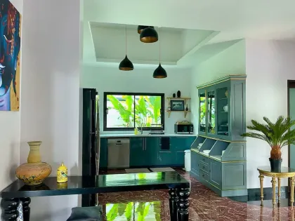 Villa 4 Chambres avec Piscine Privée à Bang Jo Cherngtalay