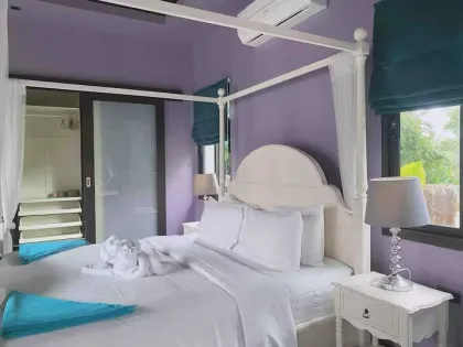 Villa 4 Chambres avec Piscine Privée à Bang Jo Cherngtalay