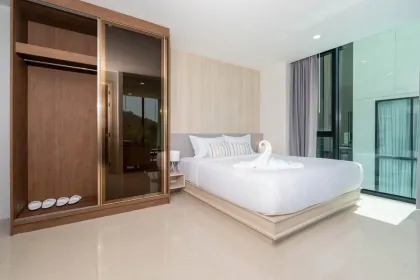 Amplio Dúplex de 2 Habitaciones Cerca de Paradise Beach, Patong