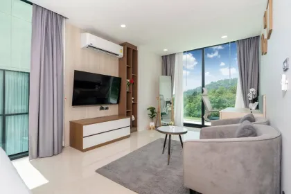 Amplio Dúplex de 2 Habitaciones Cerca de Paradise Beach, Patong