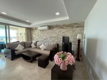 Apartamento de 1 habitación con vista al mar en alquiler en Kata