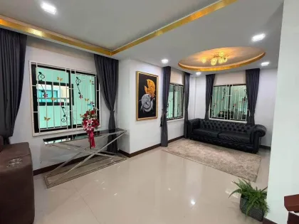 Villa Individuelle à Louer à Panason Grande Ville, Bang Jo