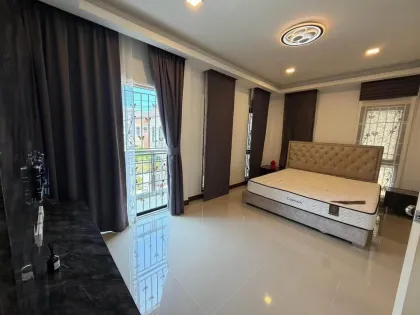Villa Individuelle à Louer à Panason Grande Ville, Bang Jo
