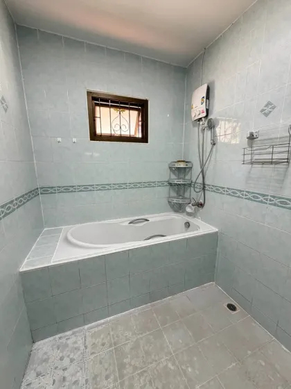 Casa independiente de 3 habitaciones en alquiler en Pa Klok, Phuket