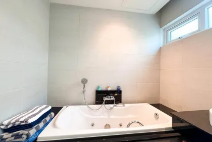 Luxus 2-Schlafzimmer Poolvilla in Kamala, Phuket