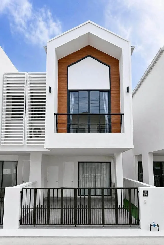 ทาวน์เฮาส์ใหม่ 3 ห้องนอนให้เช่าใน Garden Place Muang Thalang