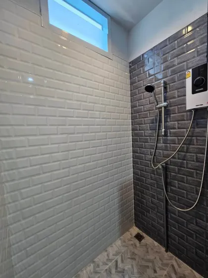 Appartement 1 Chambre 1 Salle de Bain à Louer à Thalang Près du Monument