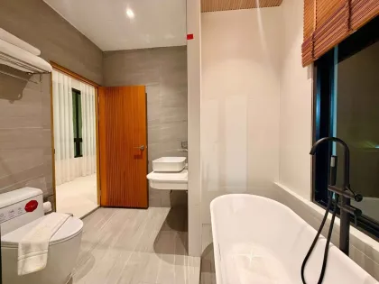 Moderne 3-Zimmer-Villa mit privatem Pool zur Miete in Pasak 2, Choeng Thale
