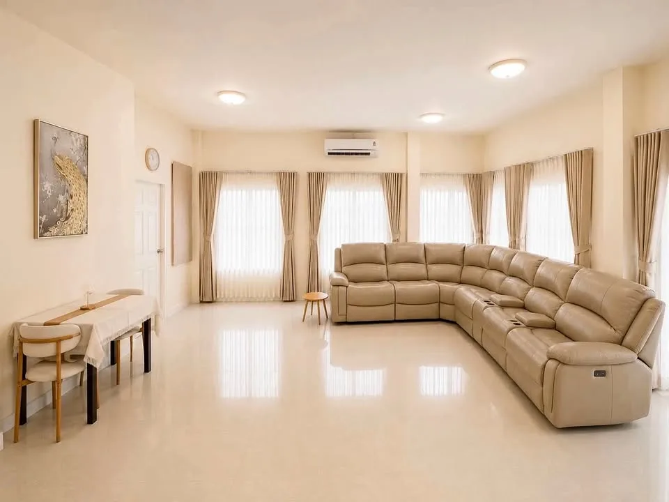 บ้านวิลล่าสวน 3 ห้องนอนกว้างขวางให้เช่าในวิชิต ภูเก็ตทาวน์