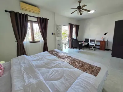 Maison 3 chambres 2 salles de bain à louer à Koh Kaew