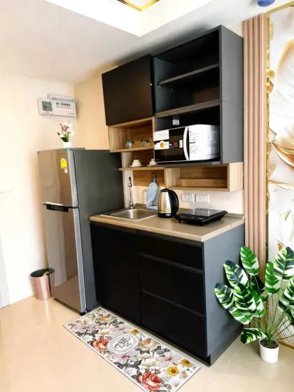 Location 1 chambre avec vue piscine au 777 Beach Condotel