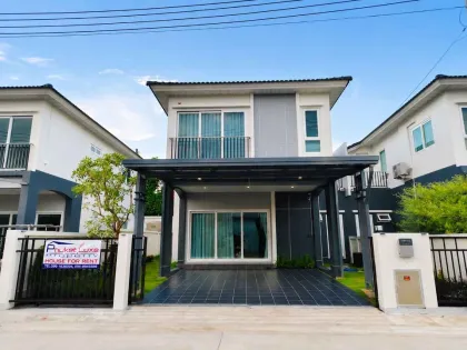อพาร์ตเมนต์ 3 ห้องนอน พร้อมเฟอร์นิเจอร์ครบที่ Supalai Bella Vichit ให้เช่า