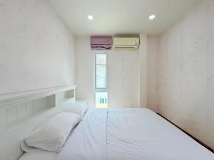 วิลล่าปรับปรุงใหม่ 4 ห้องนอน ในทำเลสุดยอดที่เกาะแก้ว